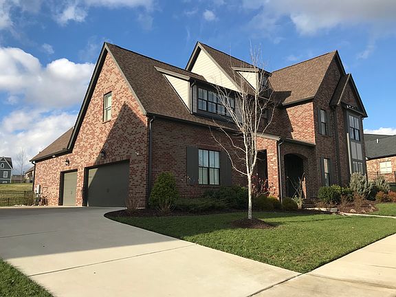 2nd image of 912 Hornsby Dr