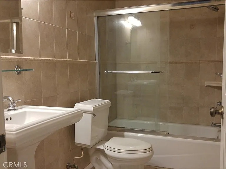 365 Burchett St — Photo 21