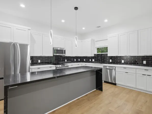 3402 Nathaniel Brown St #A & B, Houston, TX 77021