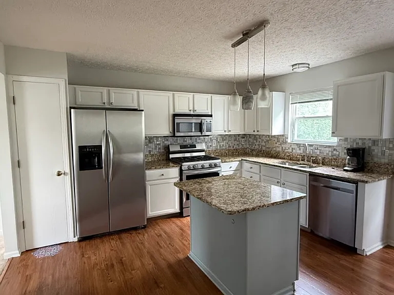 1510 Cottonwood Dr — Photo 16