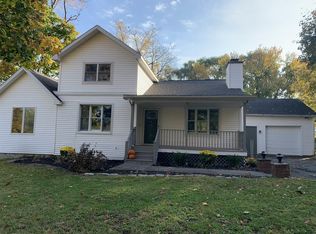 24 Chester Ct, Troy, NY 12182