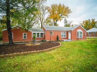 9851 Sappington Rd, Saint Louis, MO 63128