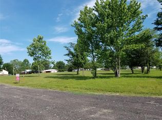 35 Sturges Ct, Eufaula, OK 74432