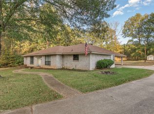 819 Mockingbird Ln, Plain Dealing, LA 71064