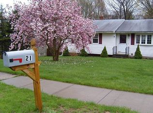 21 Lori Ln, Wallingford, CT 06492