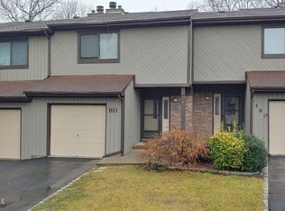 161 Penn Ct #130, Matawan, NJ 07747