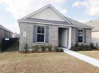 1106 Foxtail Dr, Baton Rouge, LA 70820
