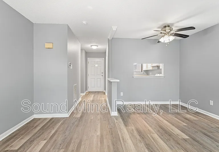 4249 Lake Ridge Dr #5B — Photo 1