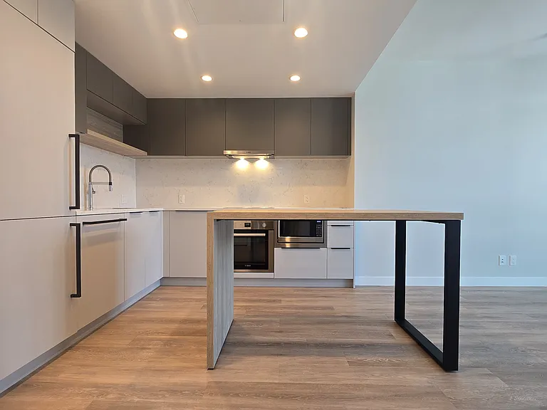 567 Emerson St #3108 — Photo 3