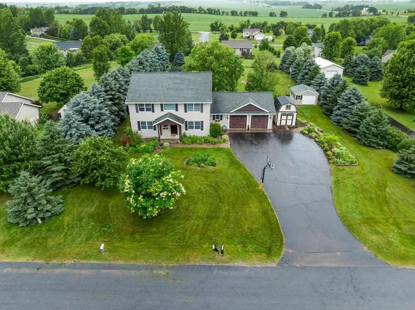 876 162nd St, Hammond, WI 54015