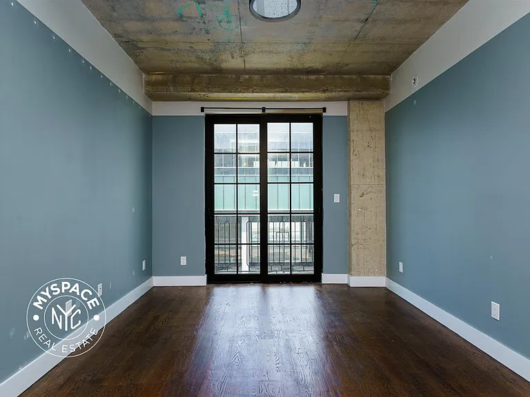 187 Kent Ave #822 — Photo 6