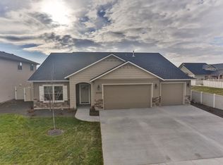 10359 Fallow Field St, Nampa, ID 83687