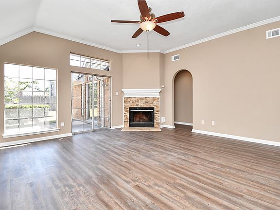 2nd image of 7038 River Garden Dr