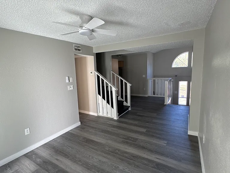 7023 Oakwood Dr #3 — Photo 5
