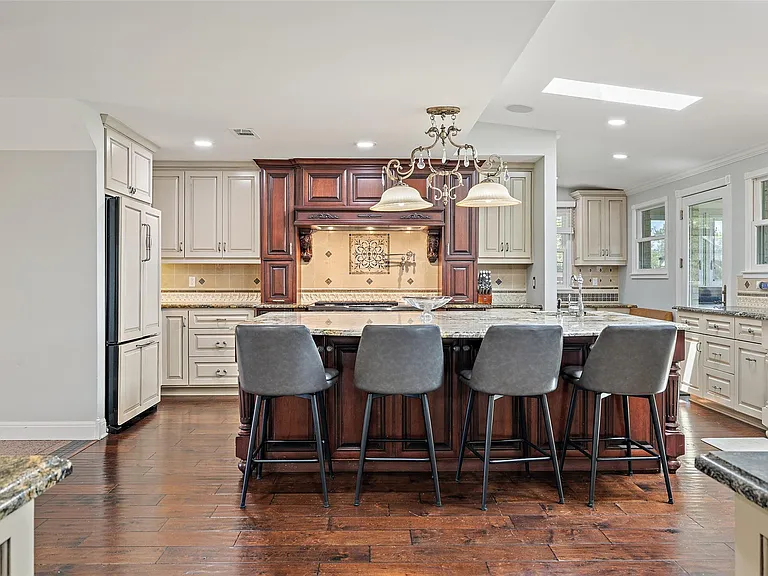 17700 N Rim Dr — Photo 16