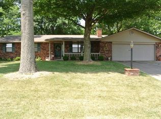 313 Hillcrest Dr, Jackson, MO 63755