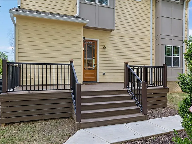 5995 Spring St — Photo 37