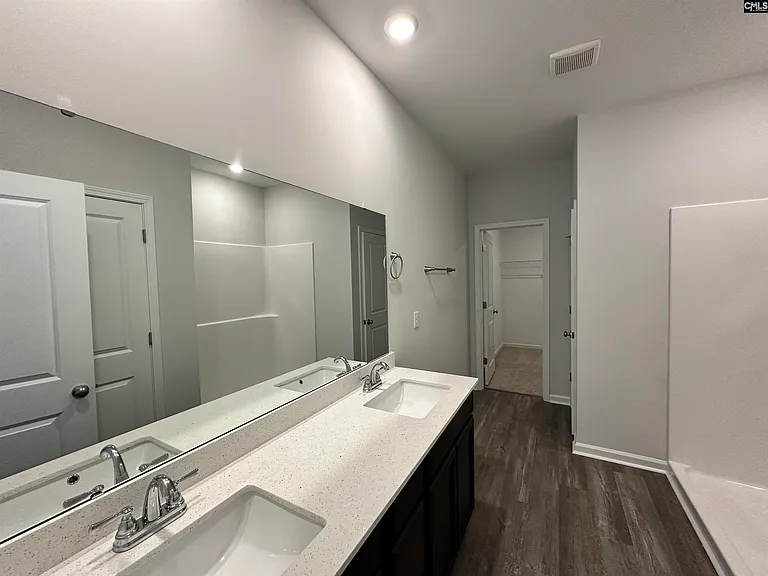 915 Blenheim Way — Photo 5