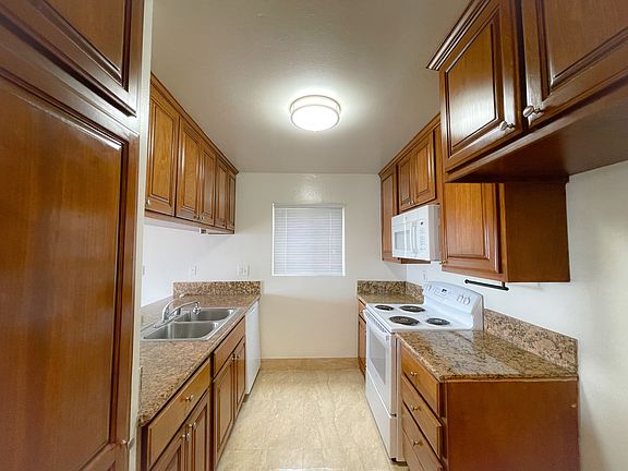 2nd image of 1930 Ocean Ave #108