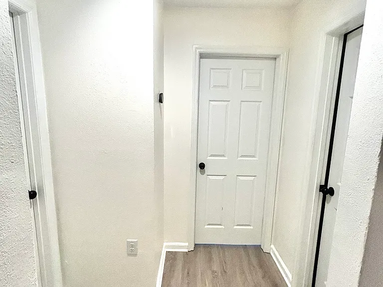 4420 Carter Rd #5 — Photo 17