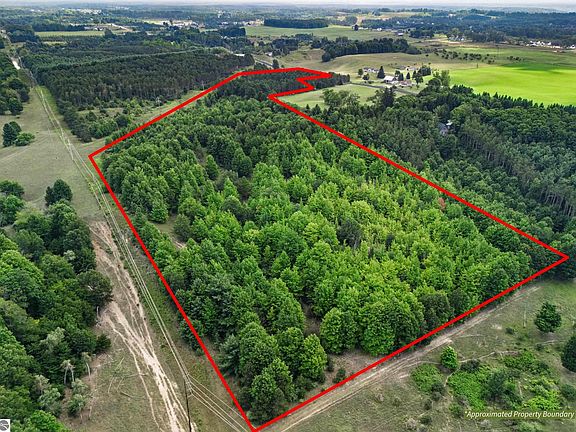 3rd image of 1216 Hoch Rd