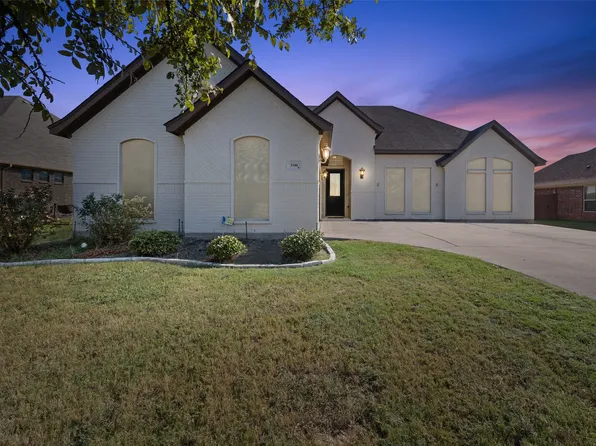 3106 White Horse Ct, Granbury, TX 76049