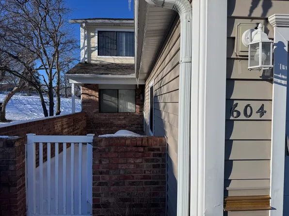 604 Bayview Point #604, Schaumburg, IL 60194