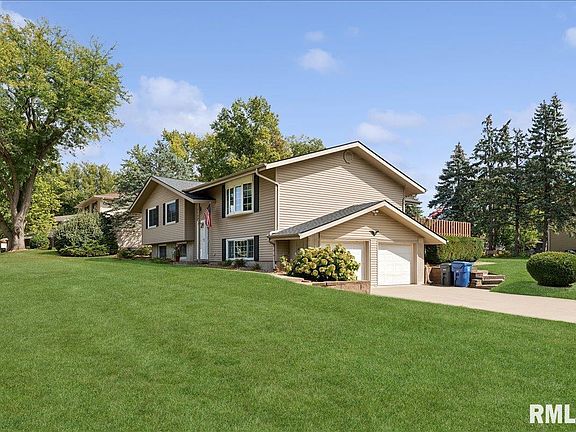2nd image of 5415 Surrey Dr