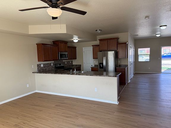 4th image of 2321 Washo Cir