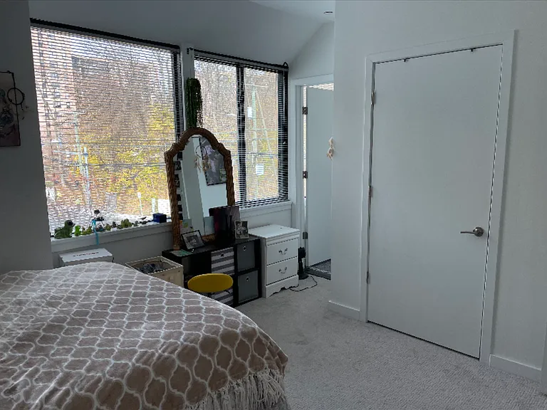 1200 Bedford St #205 — Photo 16