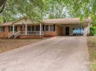 712 Maynard St, Shelby, NC 28152