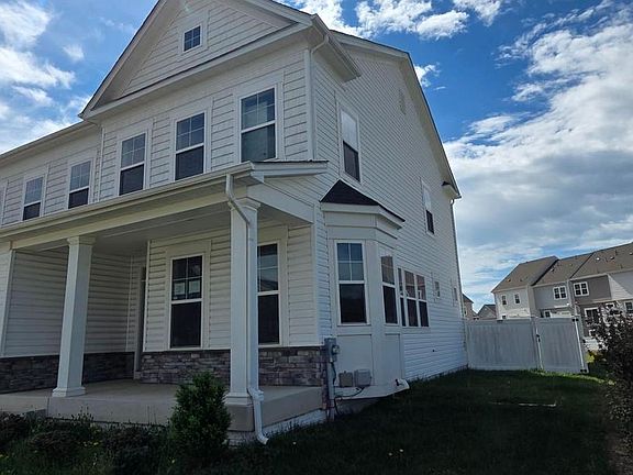 3rd image of 11410 Jane Austen Ln
