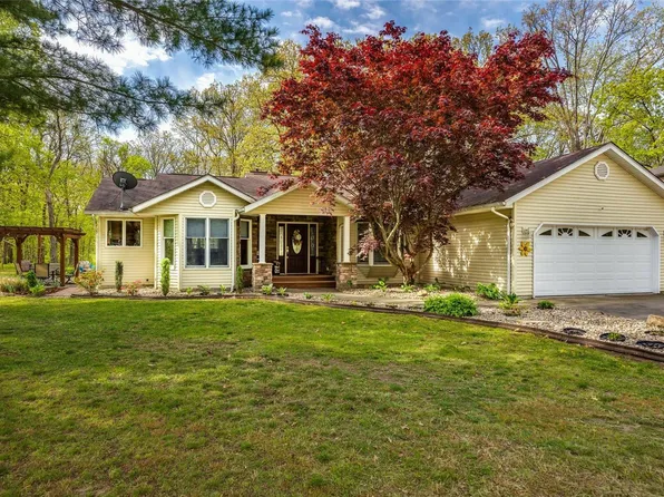 22263 Washer Rd, Mount Olive, IL 62069