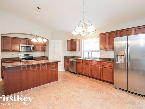4th image of 1417 E Jeanne Ln