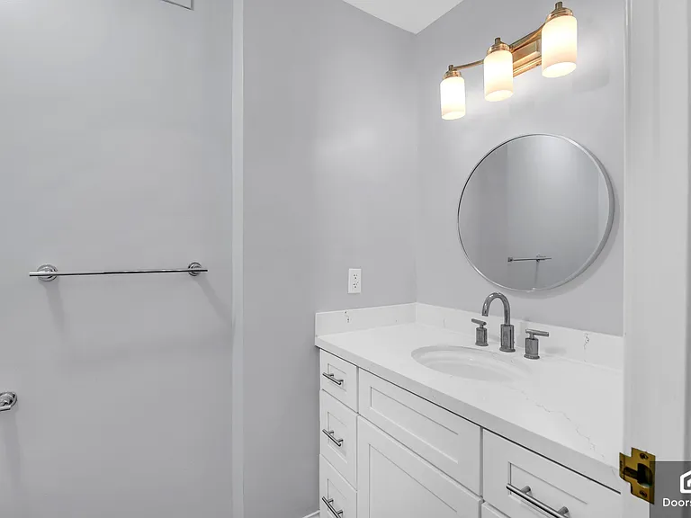535 S Orange Grove Blvd #12 — Photo 7