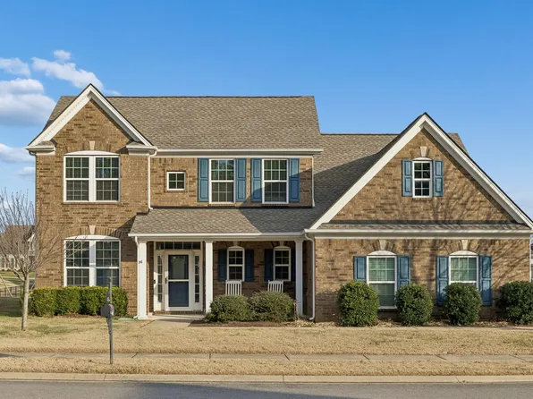 810 Walpole Dr, Gallatin, TN 37066