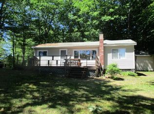20 Canterbury Shore Dr, Canterbury, NH 03224