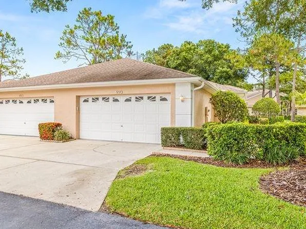 5759 Yorkshire Ln, Palm Harbor, FL 34685