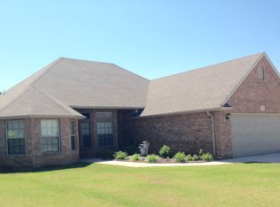 1826 Kendall Dr, Ardmore, OK 73401