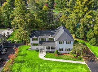1 Winthrop Dr, Rye Brook, NY 10573