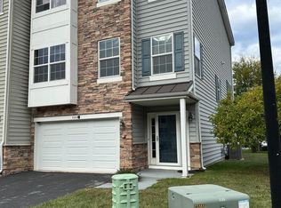 526 S Twin Lakes Blvd, Newark, DE 19711