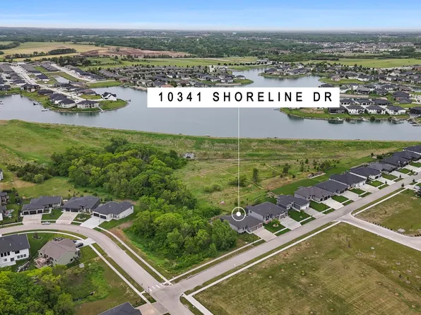10341 Shoreline Dr, Lincoln, NE 68527