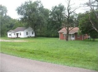 13561 158th St, Bonner Springs, KS 66012