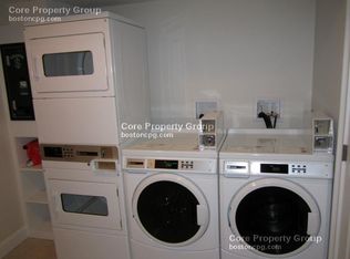 17 Hull St #4DS, Boston, MA 02113