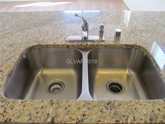 5th image of 10197 Stoney Glen Ct