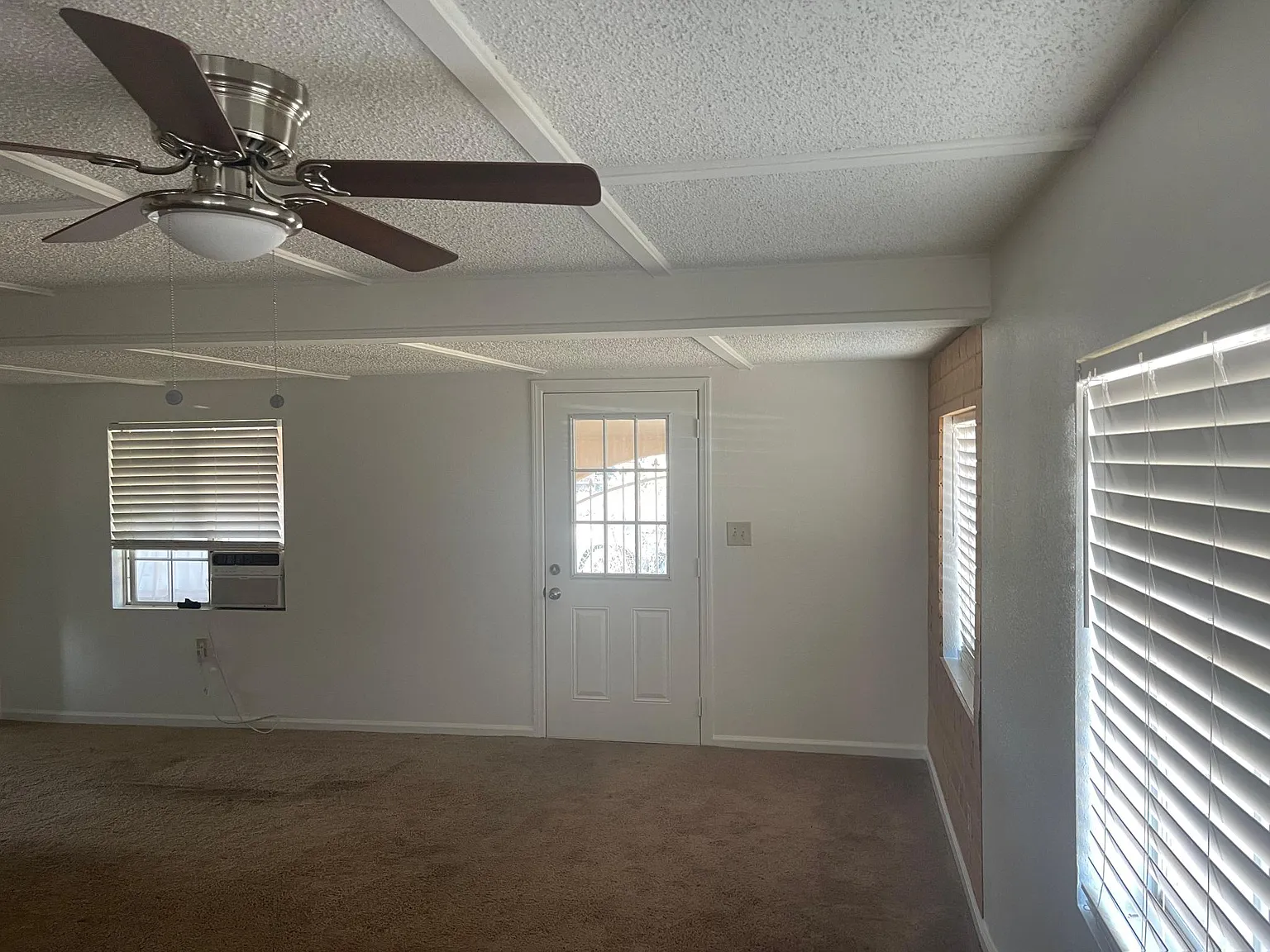 3284 Jackson St — Photo 3
