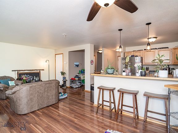 4th image of 108 E Magnolia Dr Unit 108