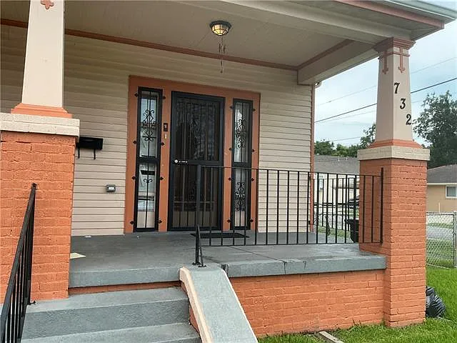 732 Saint Maurice Ave #732 — Photo 3