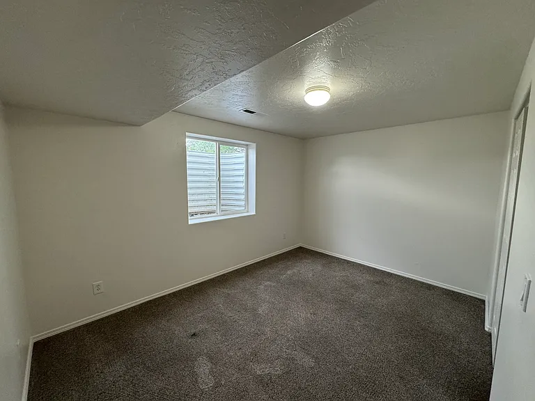 3486 Obryant St — Photo 14
