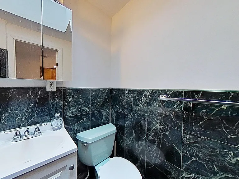 322 2nd Ave #5 — Photo 18